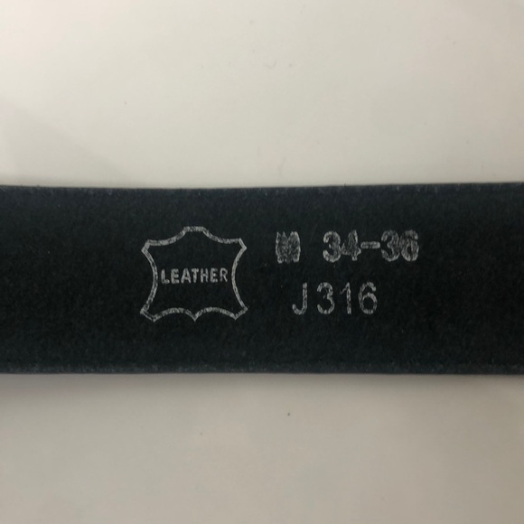 Patent Leather Polka Dot Belt - Picture 7 of 8